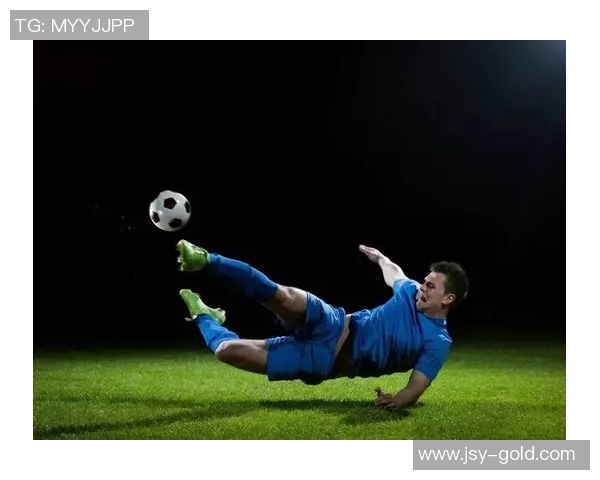 足球巨星们手机里的秘密：这些图片揭示了他们的生活与热爱